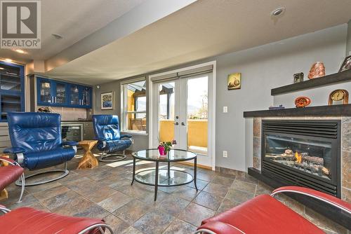 5405 Oleander Drive Unit# 1, Osoyoos, BC - Indoor Photo Showing Living Room With Fireplace