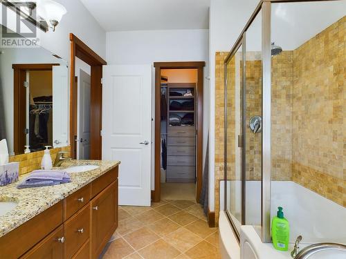 7200 Cottonwood Drive Unit# 74, Osoyoos, BC - Indoor Photo Showing Bathroom