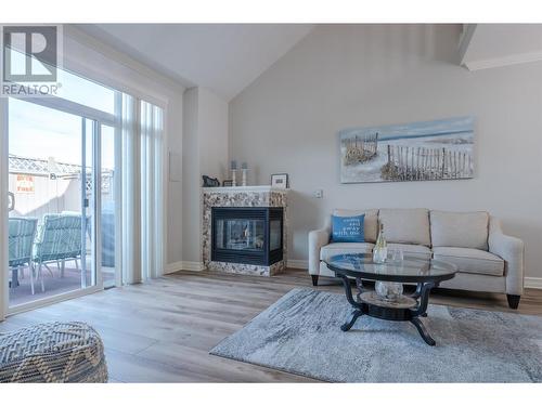 1078 Burnaby Avenue Unit# 103, Penticton, BC - Indoor Photo Showing Living Room With Fireplace