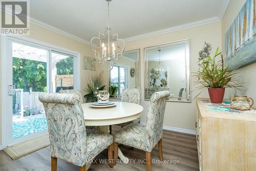 18 Lampman Crescent, Thorold, ON - Indoor Photo Showing Dining Room