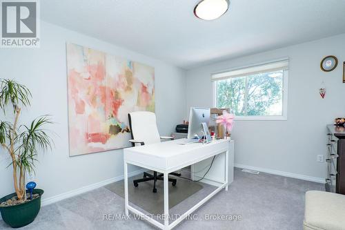 18 Lampman Crescent, Thorold, ON - Indoor Photo Showing Office