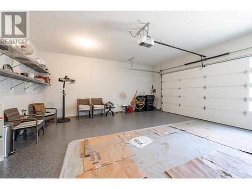 1000 Mt.Robson Place Unit# 32, Vernon, BC - Indoor Photo Showing Garage