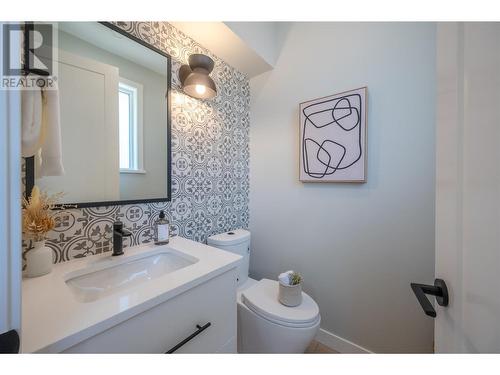 1308 Cedar Street Unit# 5, Okanagan Falls, BC - Indoor Photo Showing Bathroom