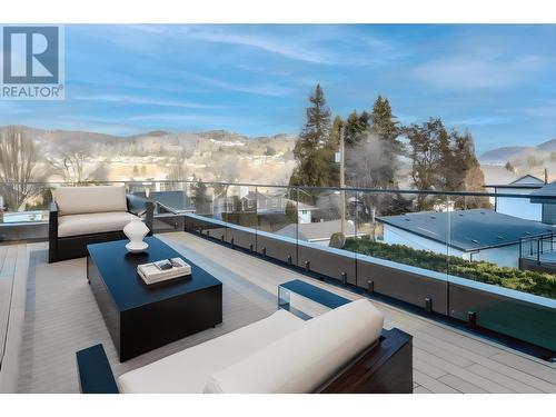 832 Martin Avenue Unit# 3, Kelowna, BC - Outdoor With View