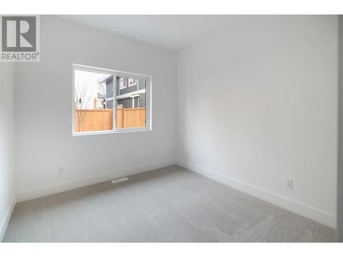 819 Stockwell Avenue Unit# 2, Kelowna, BC - Indoor Photo Showing Other Room