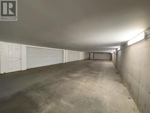99 Calgary Avenue Unit# 104, Penticton, BC - Indoor Photo Showing Garage