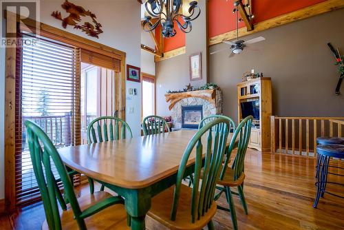 95A Forest Lane, Big White, BC - Indoor Photo Showing Dining Room