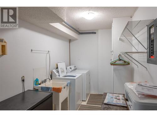 14615 Victoria Road N Unit# 3, Summerland, BC - Indoor Photo Showing Laundry Room