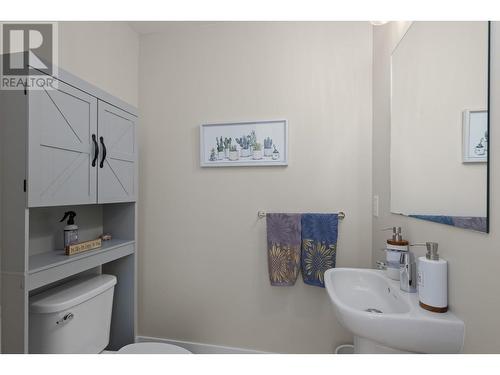 4025 Gellatly Road Unit# 119, West Kelowna, BC - Indoor Photo Showing Bathroom