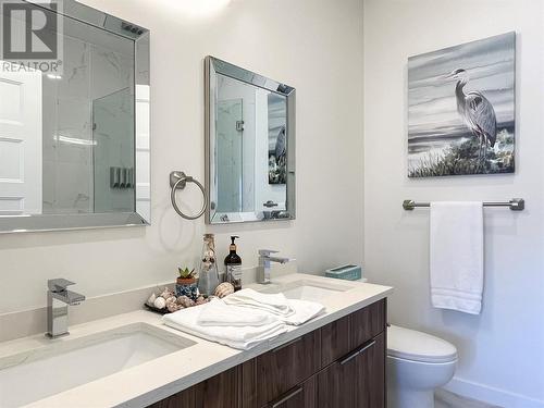 18 Loon Crescent Unit# 4, Osoyoos, BC - Indoor Photo Showing Bathroom