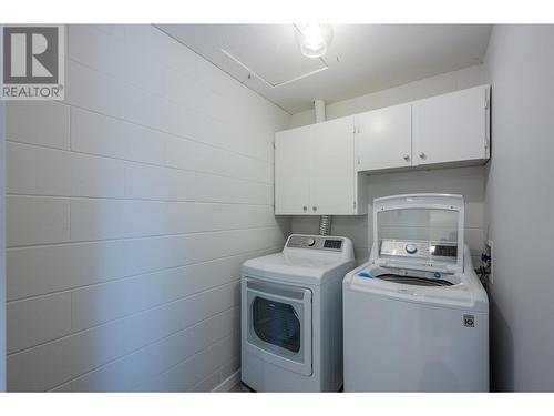 11318 Jubilee Road W Unit# 2, Summerland, BC - Indoor Photo Showing Laundry Room