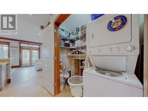 7200 Cottonwood Drive Unit# 3, Osoyoos, BC - Indoor Photo Showing Laundry Room