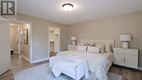 4433 Gordon Drive Unit# 137, Kelowna, BC - Indoor Photo Showing Bedroom