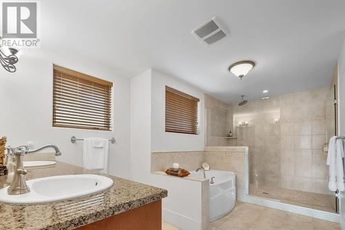 14419 Downton Avenue Unit# 209, Summerland, BC - Indoor Photo Showing Bathroom