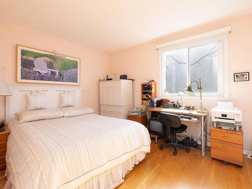 Chambre Ã Â coucher - 4413 Rue Imperial, Montréal (Pierrefonds-Roxboro), QC - Indoor Photo Showing Bedroom
