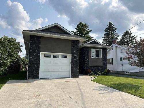641 Second Street E, Fort Frances, ON - Outdoor