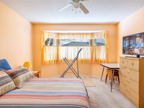 21-2710 Allenby Way, Vernon, BC - Indoor Photo Showing Bedroom