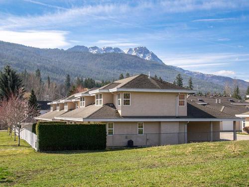 15-51 8 Avenue, Salmon Arm, BC - Outdoor With View