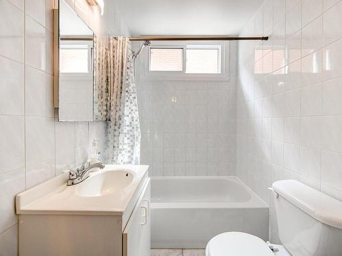 Bathroom - 3063  - 3067 Rue Lacordaire, Montréal (Mercier/Hochelaga-Maisonneuve), QC - Indoor Photo Showing Bathroom