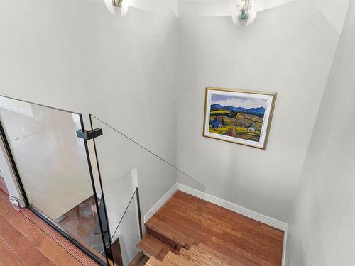 Escalier - 7150 Place Turenne, Brossard, QC - Indoor Photo Showing Other Room