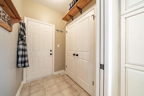 Mud room with entry to garage. - 24 Lakeridge Boulevard, Lowbanks, ON - Indoor Photo Showing Other Room