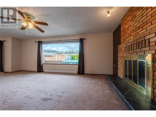 5020 Weldon Avenue, Summerland, BC - Indoor With Fireplace