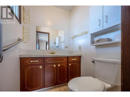 5020 Weldon Avenue, Summerland, BC - Indoor Photo Showing Bathroom