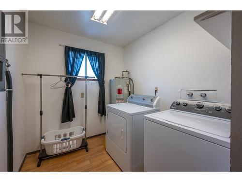 5020 Weldon Avenue, Summerland, BC - Indoor Photo Showing Laundry Room