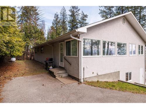 18 Killarney Place, Vernon, BC - Outdoor With Exterior