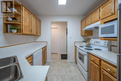 298 Yorkton Avenue Unit# 303, Penticton, BC - Indoor Photo Showing Kitchen With Double Sink