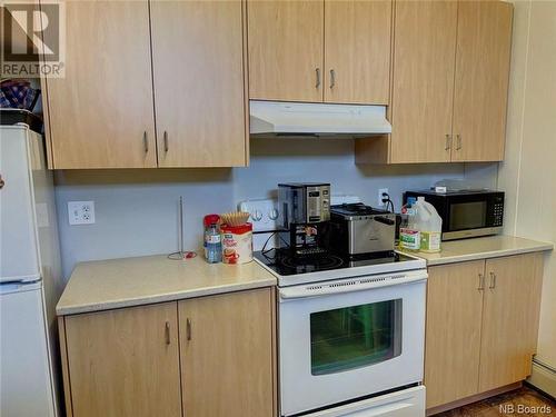 59 Queen Street, Edmundston, NB - Indoor Photo Showing Kitchen