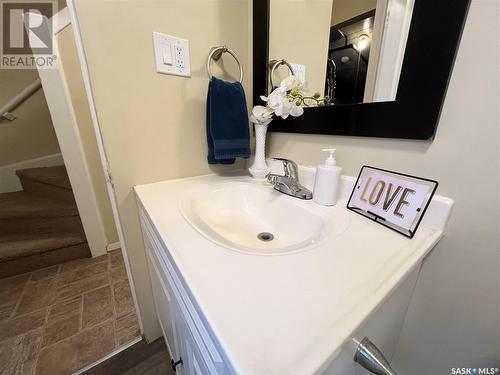 1562 99Th Street, North Battleford, SK - Indoor Photo Showing Bathroom