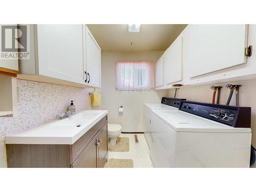 2 Jonagold Place, Osoyoos, BC - Indoor Photo Showing Laundry Room