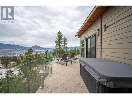 2871 Partridge Drive, Penticton, BC - Outdoor With Exterior