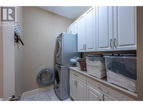2871 Partridge Drive, Penticton, BC - Indoor Photo Showing Laundry Room