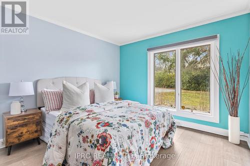 355 Massassauga Road, Prince Edward County, ON - Indoor Photo Showing Bedroom