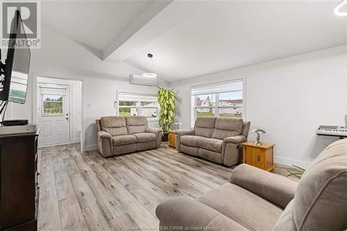 3871 Route 535, Cocagne, NB - Indoor Photo Showing Living Room