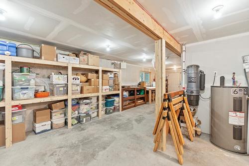6189 Paradise Valley Road, Winlaw, BC - Indoor Photo Showing Basement