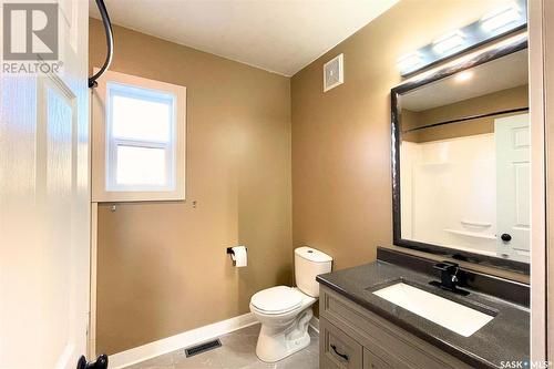 703 7Th Street, Humboldt, SK - Indoor Photo Showing Bathroom