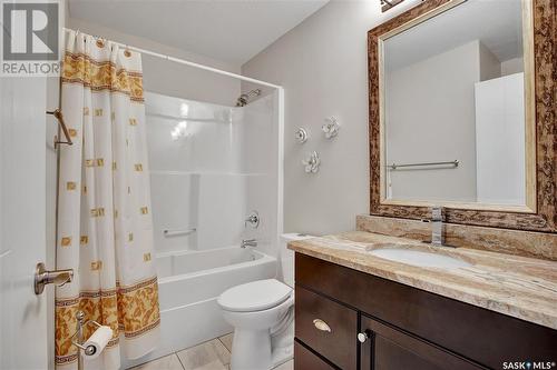 742 Evergreen Boulevard, Saskatoon, SK - Indoor Photo Showing Bathroom