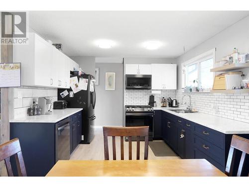 3509 42 Avenue, Vernon, BC - Indoor Photo Showing Kitchen