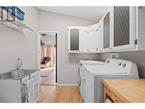 3131 Elliott Road, West Kelowna, BC - Indoor Photo Showing Laundry Room