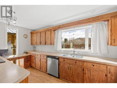3131 Elliott Road, West Kelowna, BC - Indoor Photo Showing Kitchen With Double Sink