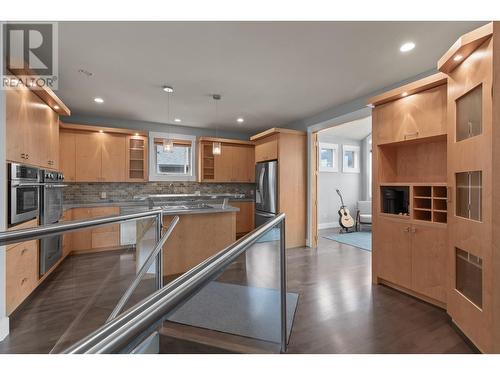 2922 Bentley Road, West Kelowna, BC - Indoor Photo Showing Kitchen With Double Sink
