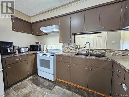 86 Bards Road, Dsl De Drummond/Dsl Of Drummond, NB - Indoor Photo Showing Kitchen With Double Sink