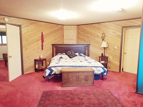 12590 Highway 3, Greenwood, BC - Indoor Photo Showing Bedroom