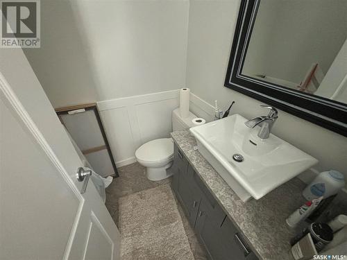 1619 Prince Of Wales Avenue, Saskatoon, SK - Indoor Photo Showing Bathroom