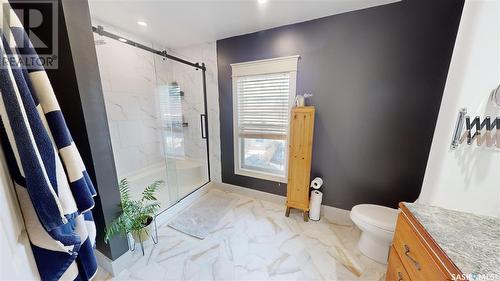 808 Main Street, Moosomin, SK - Indoor Photo Showing Bathroom