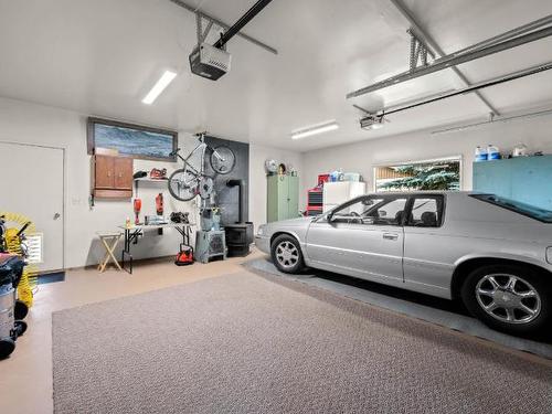 8753 Veteran Rd, Kamloops, BC - Indoor Photo Showing Garage