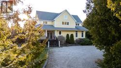 Welcome to this Reid's Heritage Home design built in 2006/07 - 